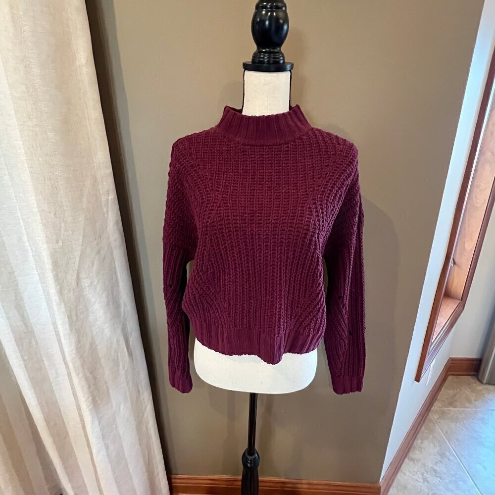 Hollister Mock Turtleneck Crop Wine Color Sweater, Chunky Chenille, Size Small
